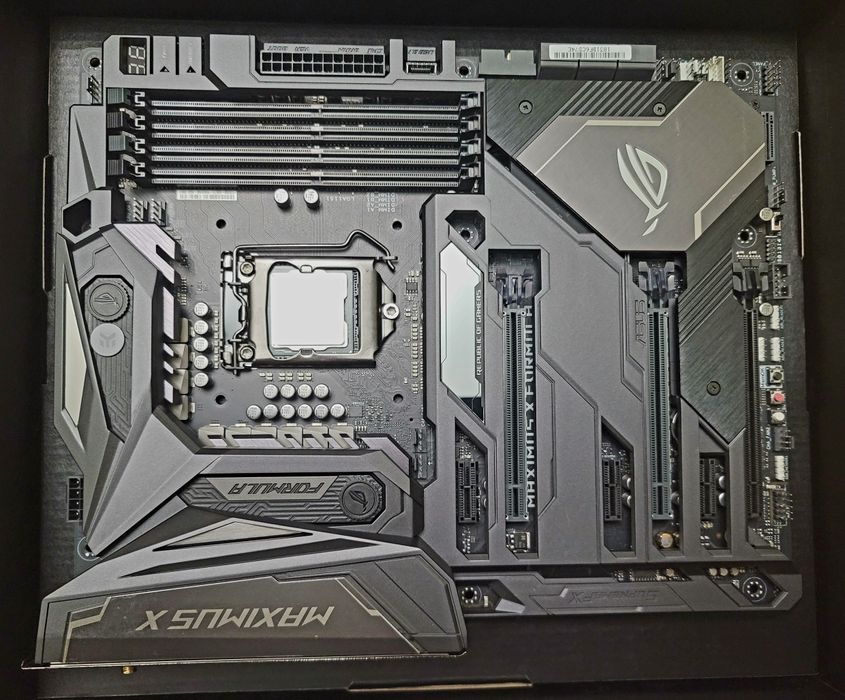 Комплект  ROG Asus Maximus Formula X + Intel Core i9-9900K
8
