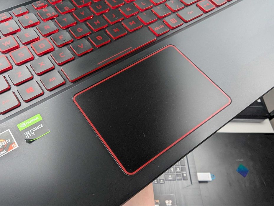 LAPTOP GAMINGOWY Acer Nitro GTX 1650 R5 4600H 144 hz
