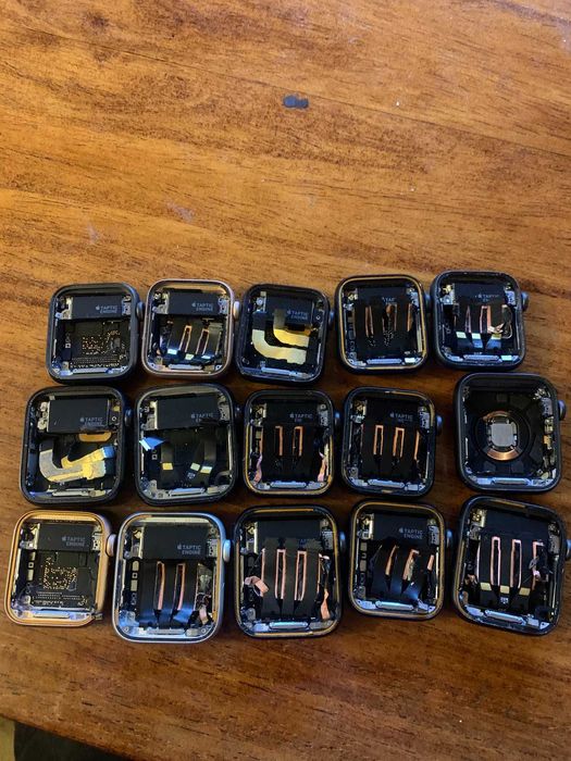 Корпуса еппл вотч    Apple Watch