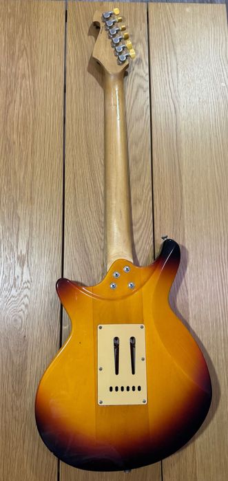 Guitarra Elétrica LAG JET 2005 - Instrumento de Iniciação