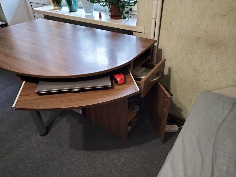 Продам стіл для дітей