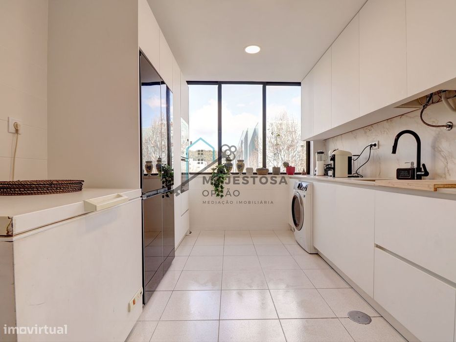 Apartamento T3 com Excelente Localização — São Vicente, Braga