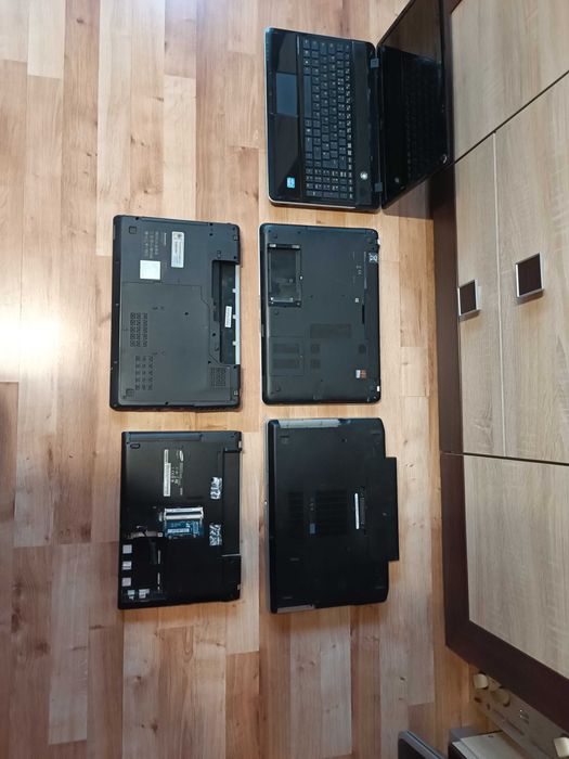 Sprzedam kilka laptopów uszkodzone