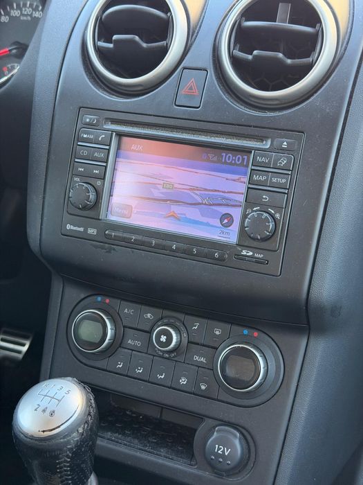 Nissan Qashqai 1.5 DCI - 2011 - muito económico