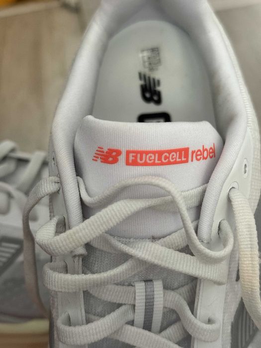 New Balance fuelcell rebel v5