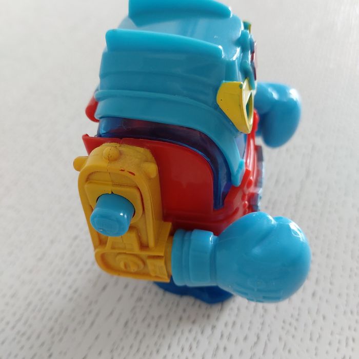 Superthings Power Bot duża figurka na Super Things