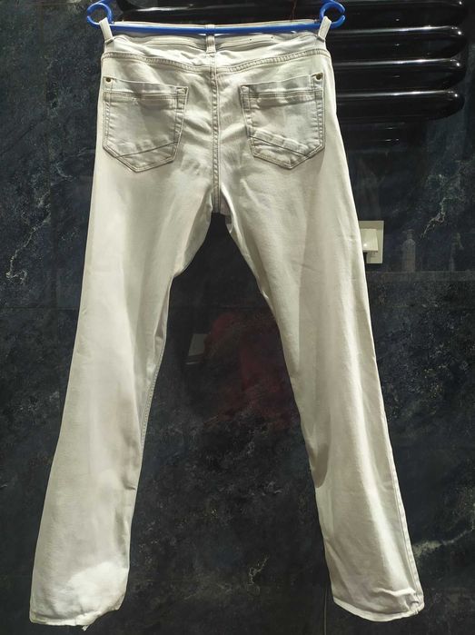Jasne jeansy Orsay rozm. 38