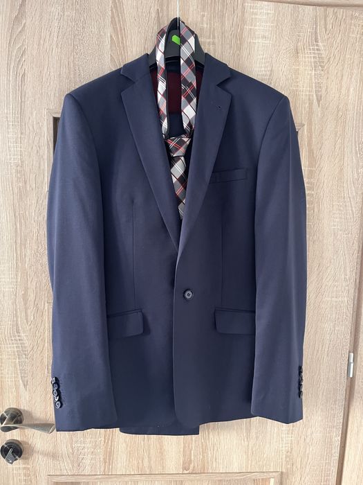 Garnitur Męski Giacomo Conti Slim 70% welna Granatowy + Gratis krawat