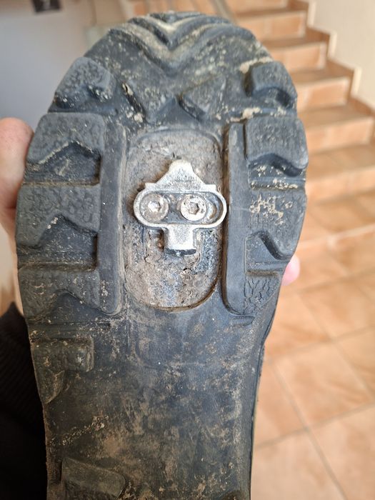 Вело взуття  з шипами