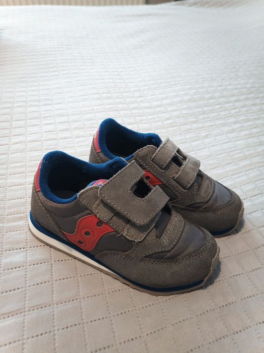 buty dziecięce 25 soucony