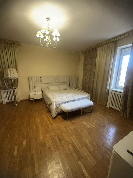 Продам 3-поверховий будинок Петропавлівська Борщагівка VD