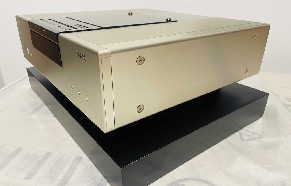 Продам топовый CD-проигрыватель Victor XL-Z999EX Limited Edition