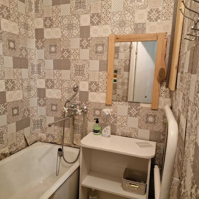 продам 2к квартиру  ж-м Тополь-1