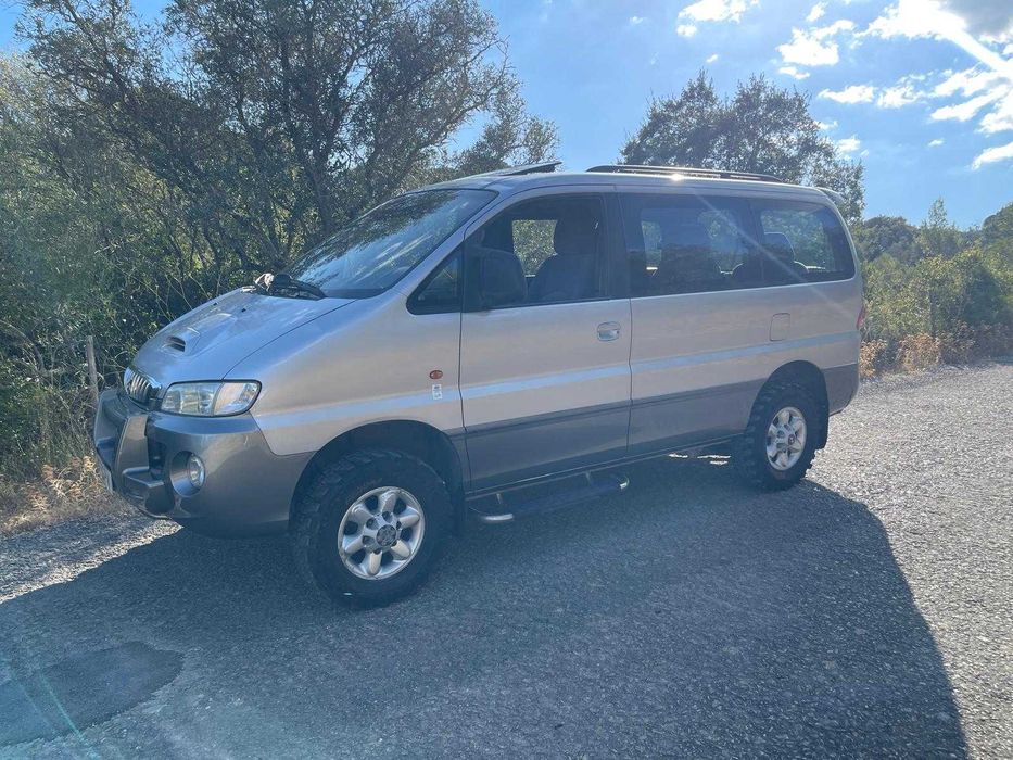 HYUNDAI H1 PLAZA 4X4 7 Lugares