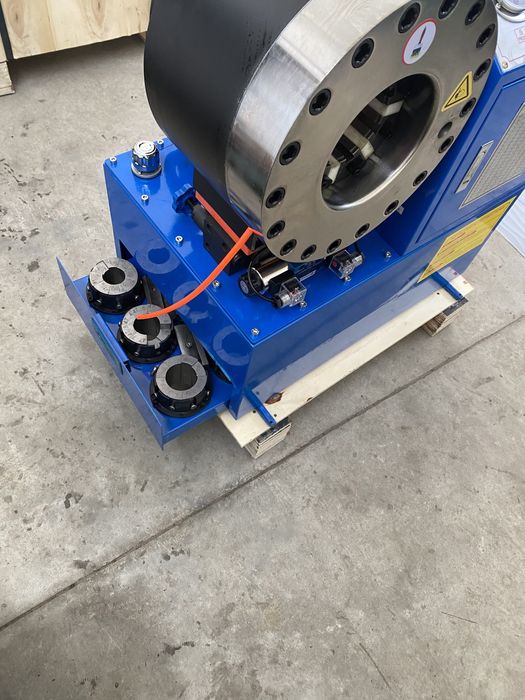 Станок , прес, для виробництва шлангів РВД, шлангів високого тиску