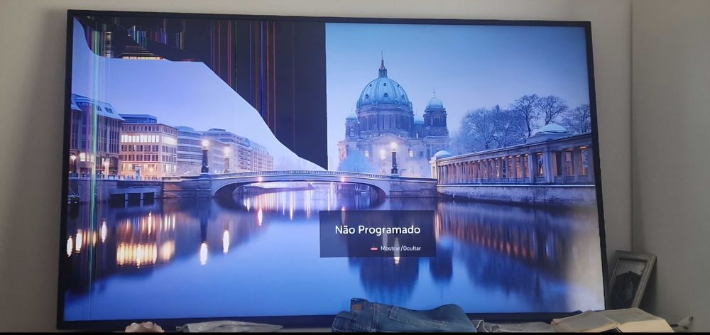 Tv lg 70" com ecrã danificado