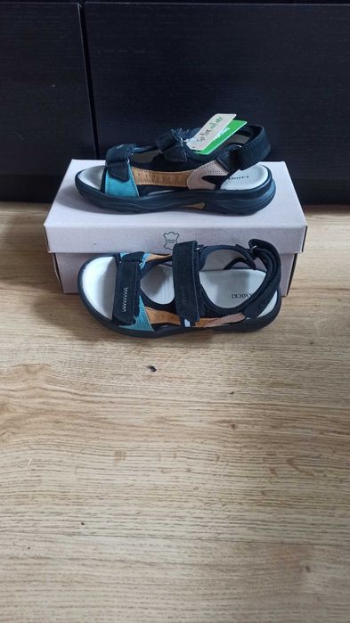 Sandały chłopięce 33