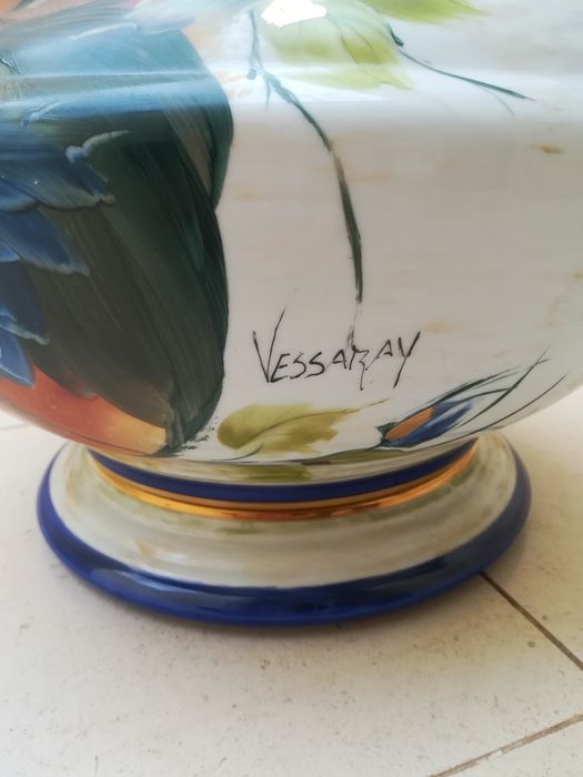 Centro de mesa em porcelana