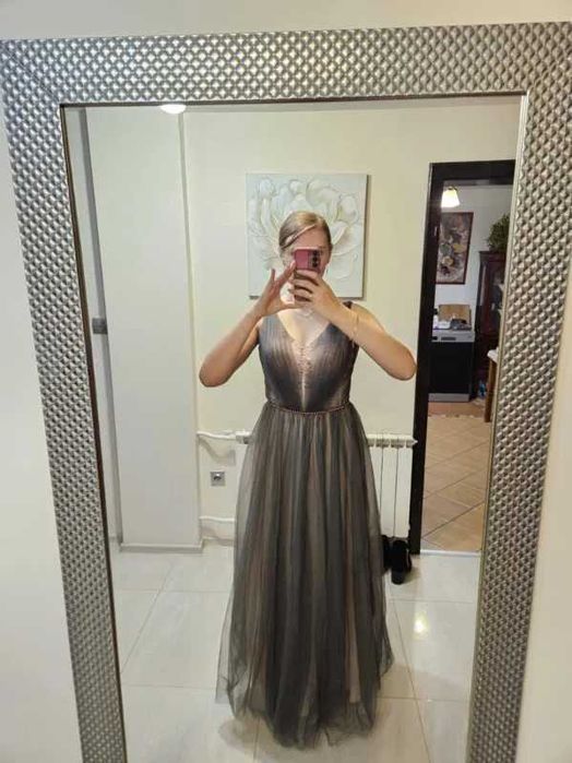 Sukienka na wesele lub studniówkę