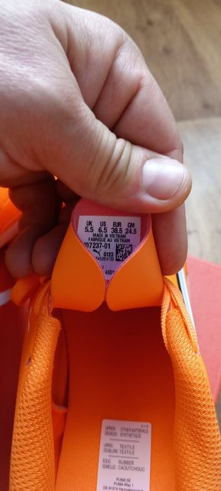 Футзалки пума 38 розмір