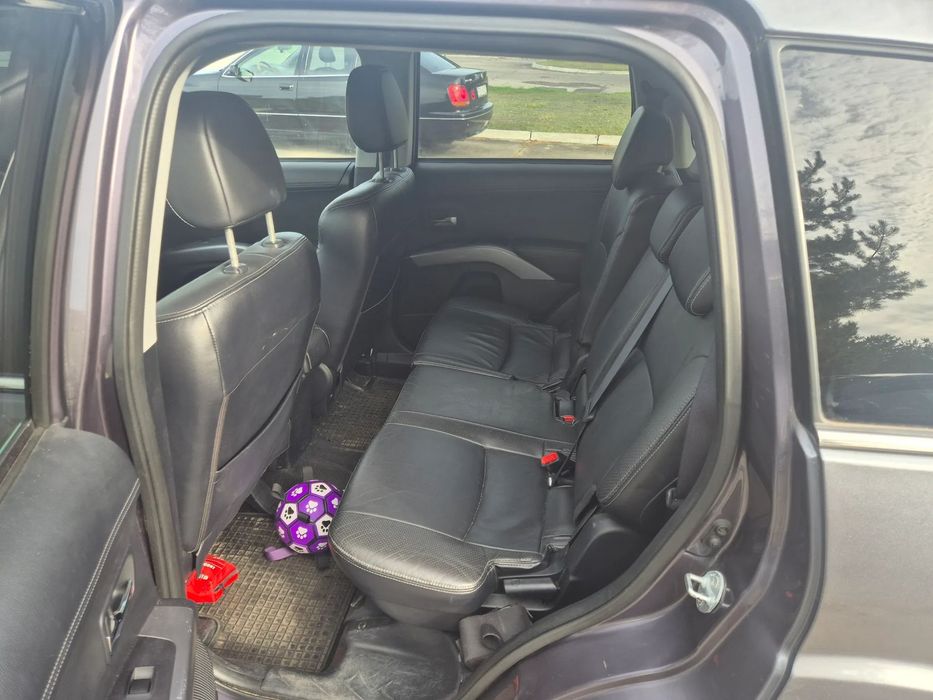 Mitsubishi Outlander Mitsubishi Outlander II 4x4 2.0 DID