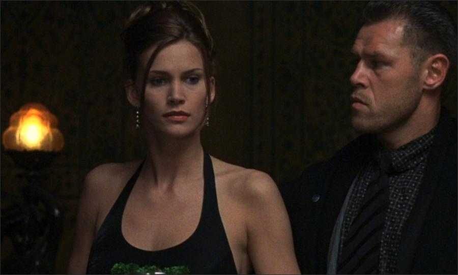 MÁXIMO RISCO (Jean Claude Van Damme/Natasha Henstridge)