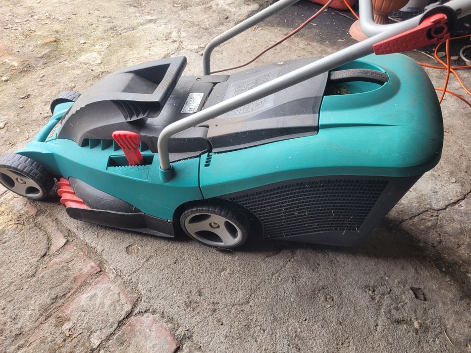 Kosiarka elektryczna BOSCH