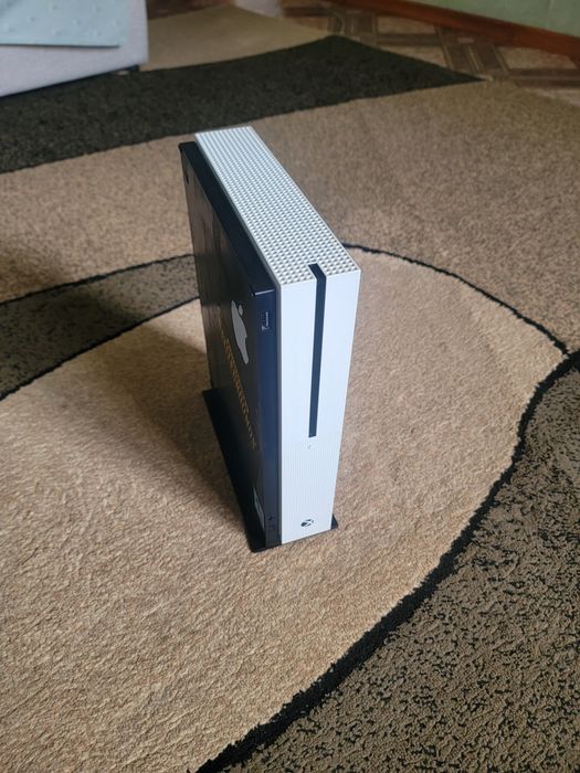 Xbox one s игровая приставка