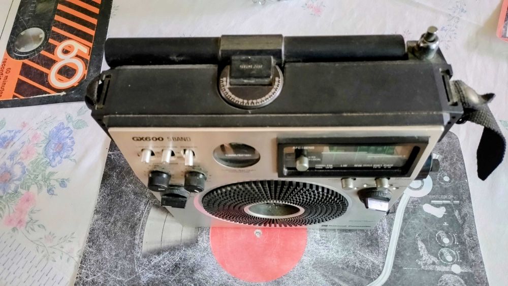 Radio Super Raro National/Panasonic RF-1150LB GX600