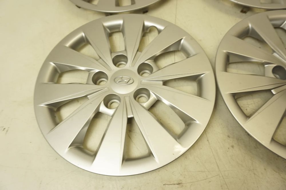 kołpaki dekle 15 hyundai  oryginał