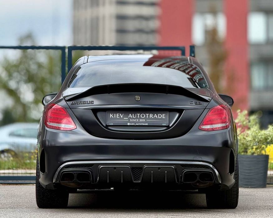 Mercedes-Benz C63s AMG