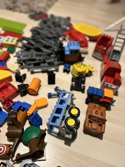 lego duplo elektryczna kolejka pociag samolot sklep straz pozarna zoo