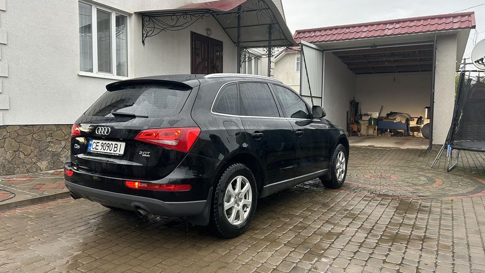 Продам машину ауді Q5