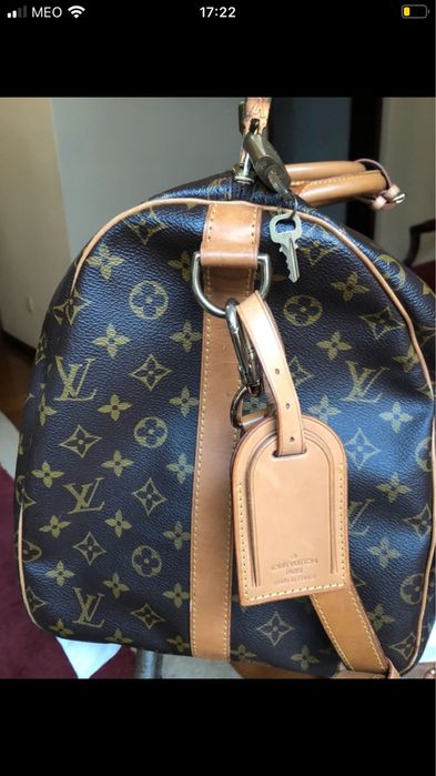 Louis vuitton, modelo Keepall Bandouliere.