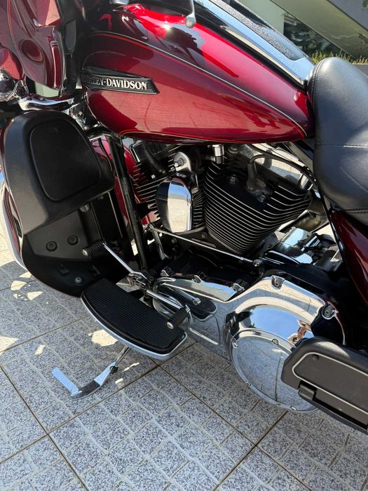 Harley-Davidson Electra Glide Ultra 2016 motor Twin Cam 103