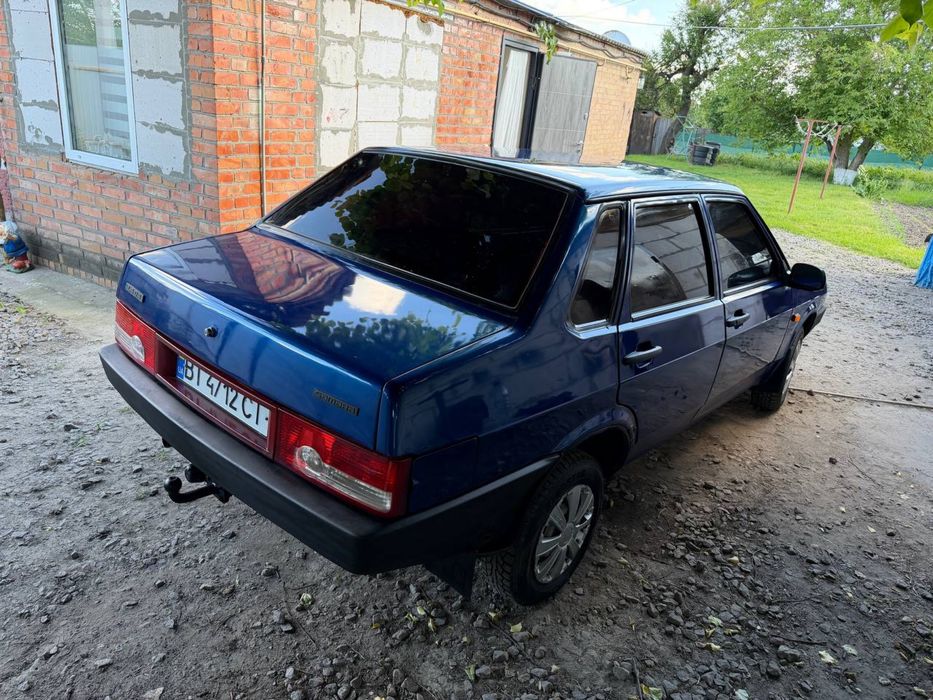 Продам ВАЗ 21099 в хорошому стані