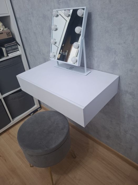 Toaletka szuflada konsola