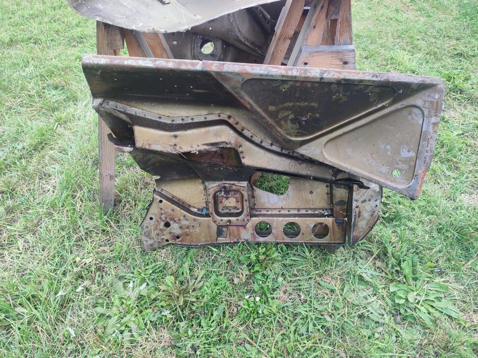 Sprzedam części do Poloneza I Syreny 104