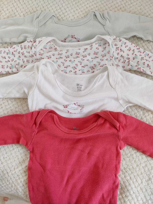 Bodies 9-12 Meses (1.5€ cada)