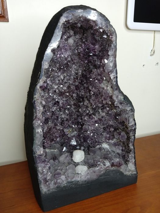 Geodo capela de ametista, decoração.