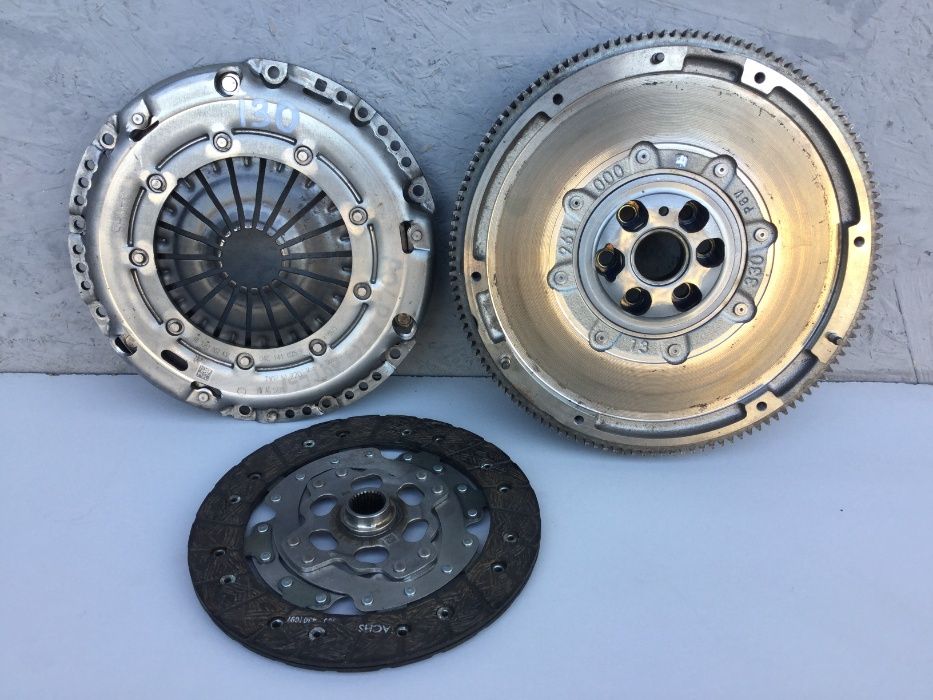 Сцепления Корзина Диск Маховик Демпфер VW Golf 7 Skoda Octavia 1.0 TSI