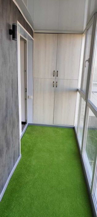 Продаю 4-кімнатну квартиру на площі Перемоги. Ц10