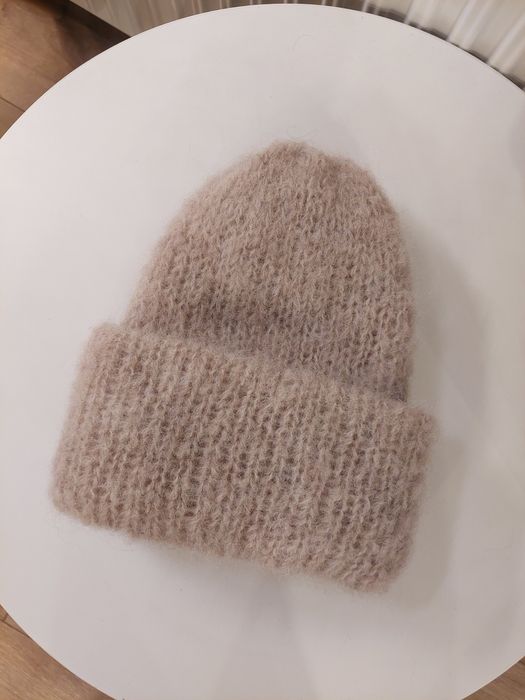 Puchata czapka alpaka merino wata cukrowa jasny beż beżowa
