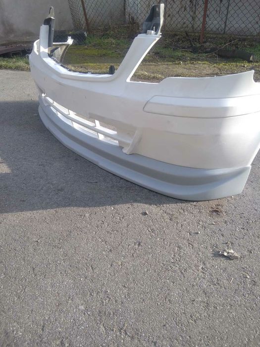Губа переднего бампера W639 Vito/Viano