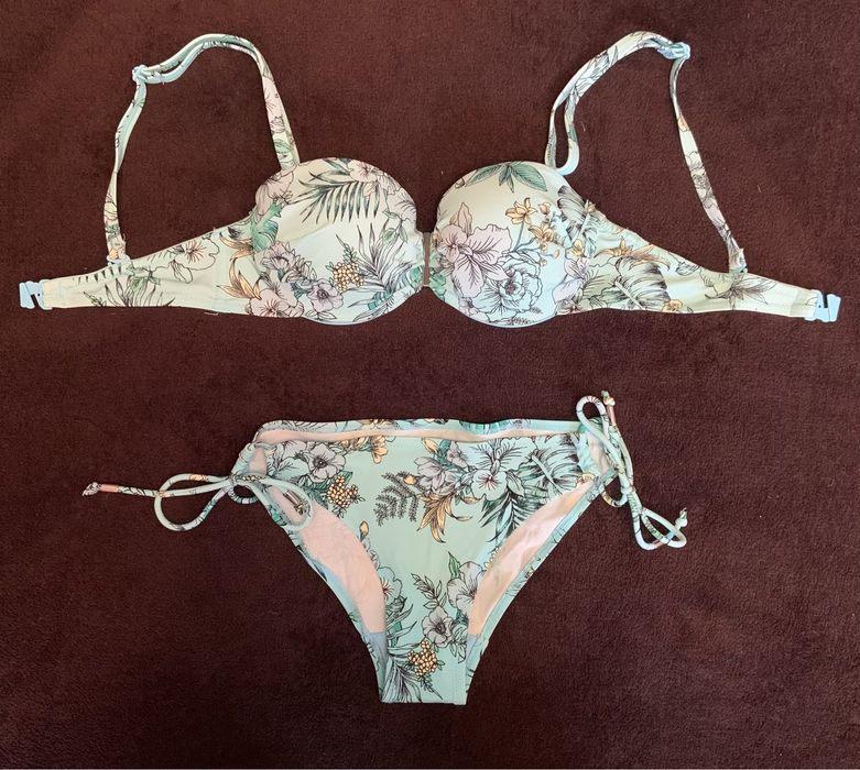 Жіночий роздільний купальник (бікіні) на розмір S