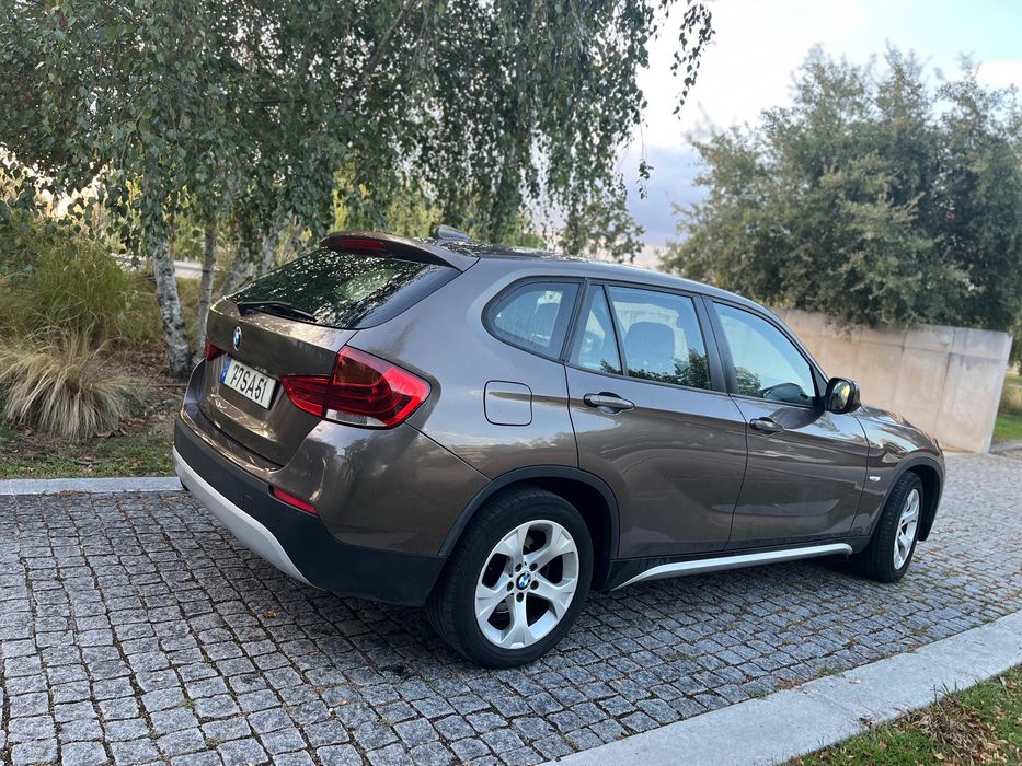BMW X1 18D. — photo 3