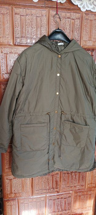 Jesienna kurtka płaszczyk rozm 44 kolor oliwkowy