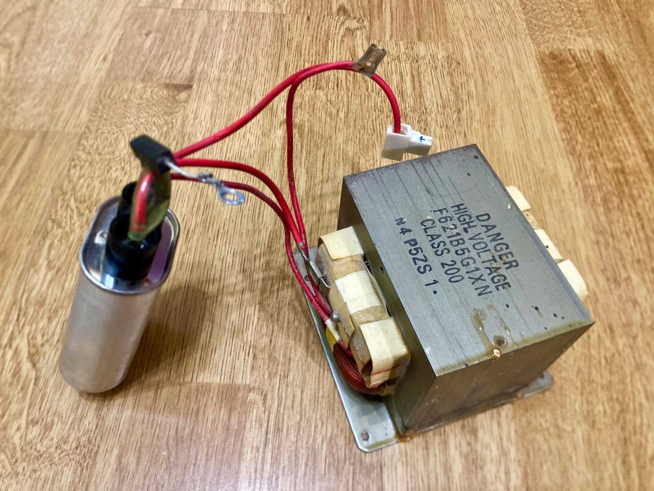 Трансформатор та конденсатор печі Panasonic (F621B5G1XN) (F60905G1XN)