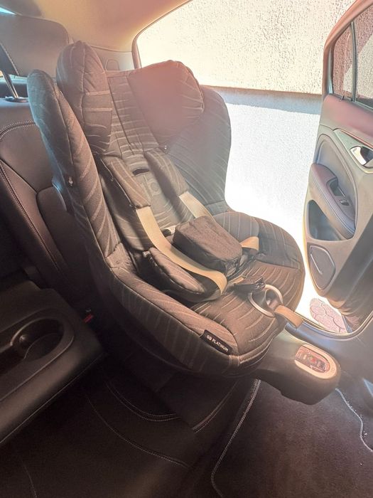 Gb Vaya i-Size obrotowy fotelik z bazą 360° isofix ~0-18 kg 4* Lux Bla