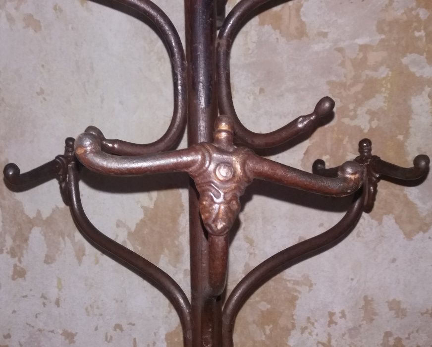 Антиквариат-вешалка коридорная, 1904 года изготовления